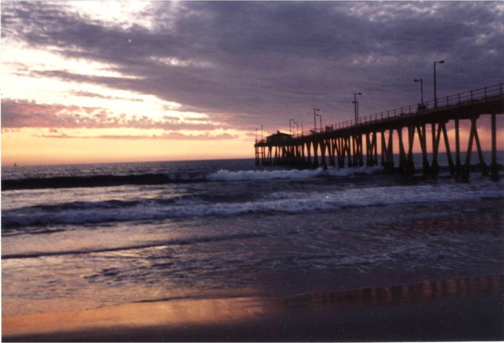 Hermosa Pier III 400